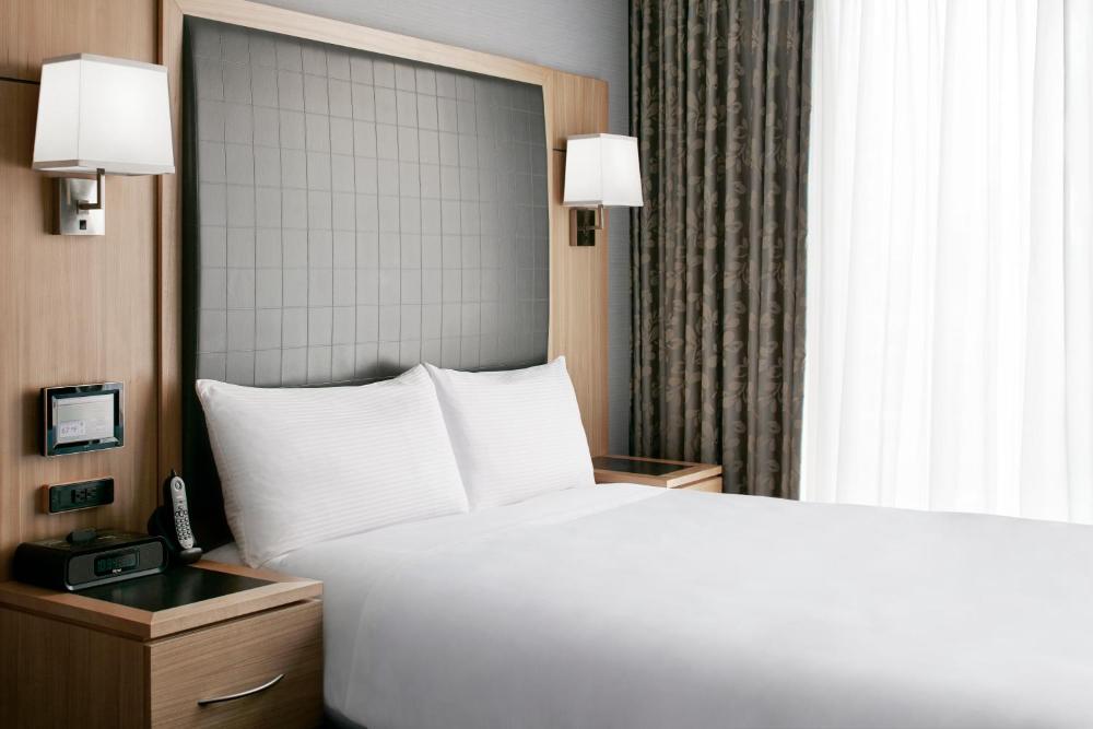 Superior View Room with Terrace interior